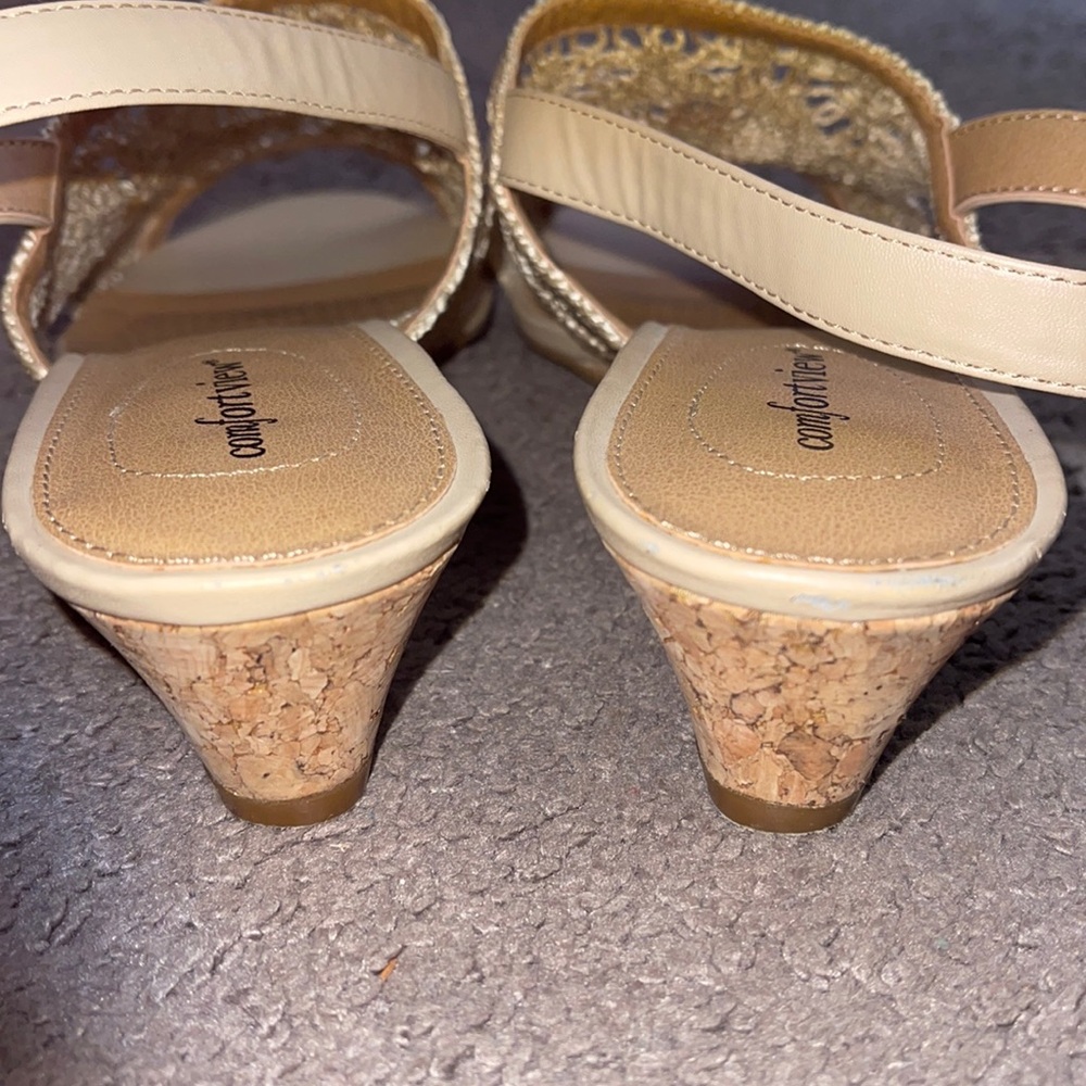 Comfortview Tan Crochet Sandals - Picture 4 of 4